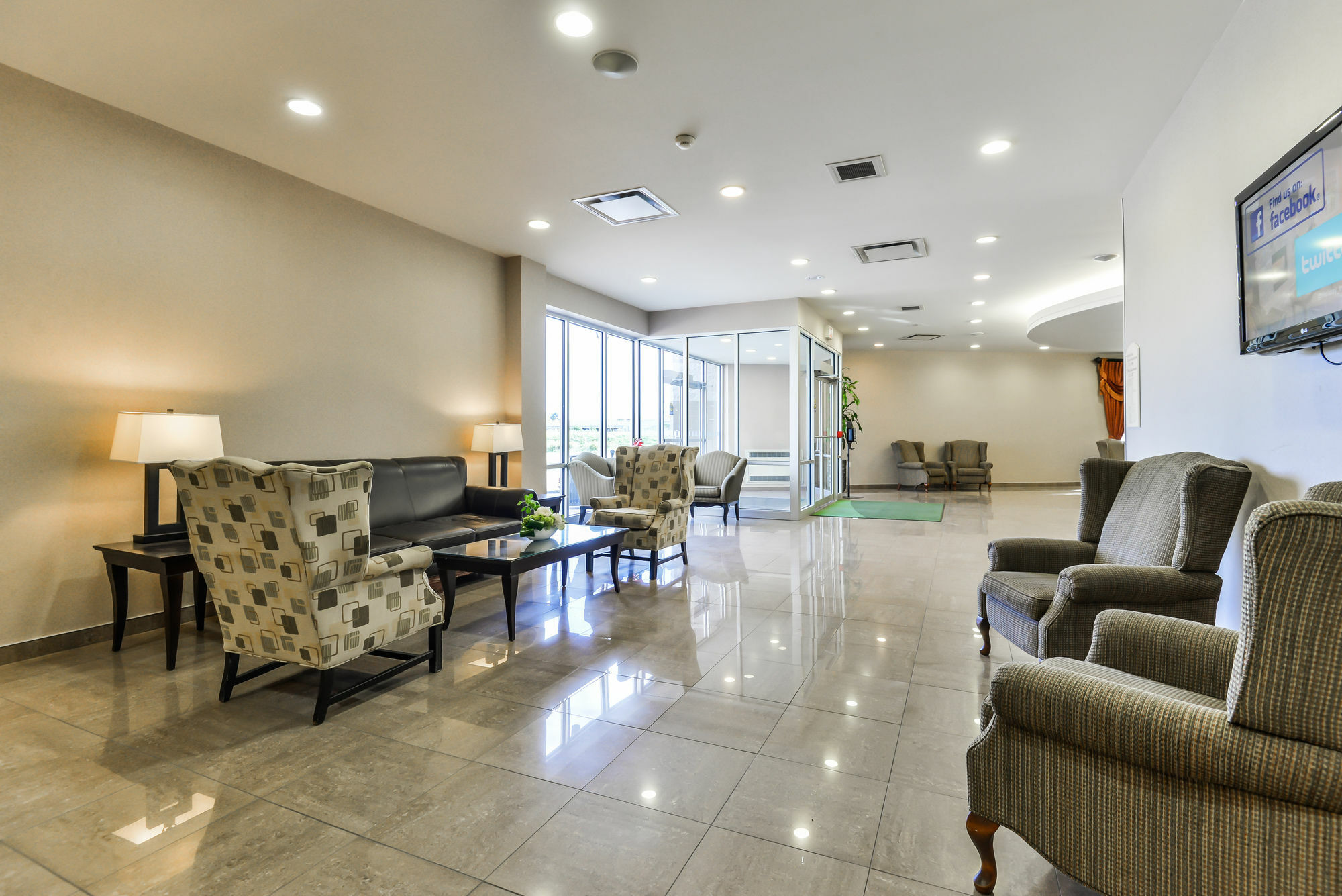Doubletree By Hilton Kitchener Hotel Bagian luar foto